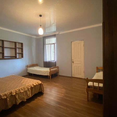 Natia Guest House Kobuleti Exterior photo